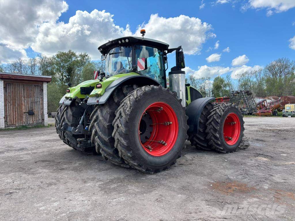 CLAAS Axion 960 cmatic Trattori