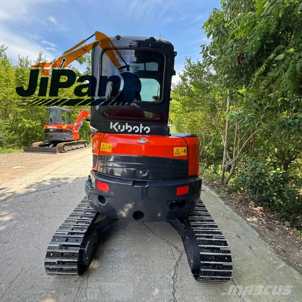 Kubota U 30 小型挖掘机