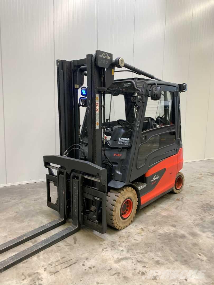Linde E30L Electric forklifts