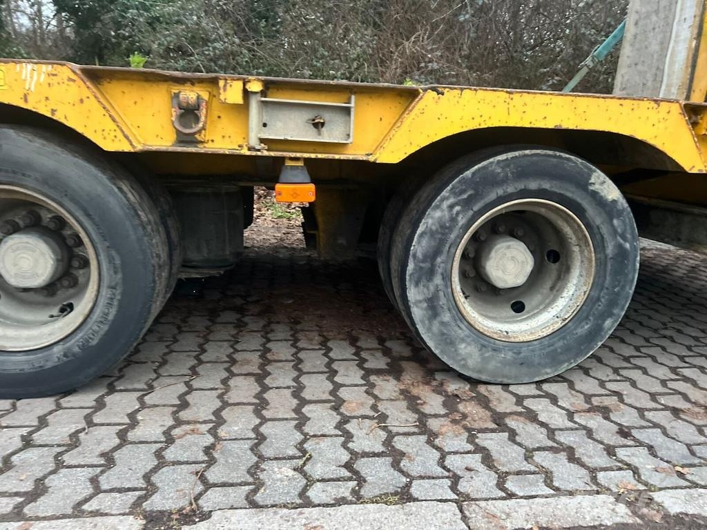 Actm S 46315 Nisko-utovarne poluprikolice