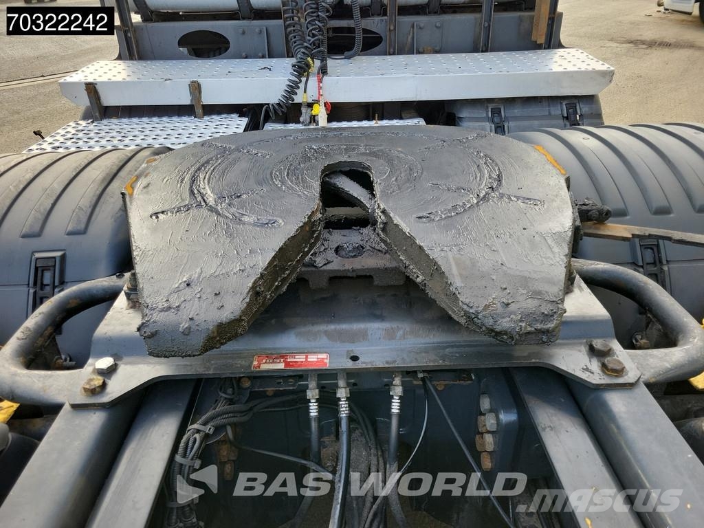 Scania R500 8X4 Manual Retarder 2xTanks Lift+Lenkachse Bi Cabezas tractoras