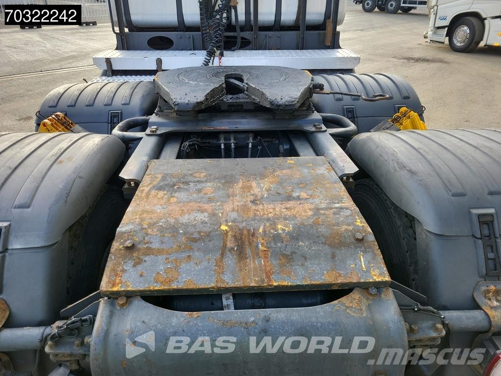 Scania R500 8X4 Manual Retarder 2xTanks Lift+Lenkachse Bi Cabezas tractoras