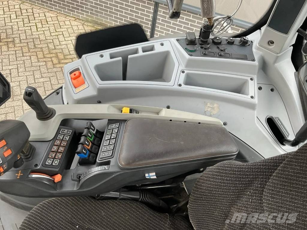 Valtra T234 Direct smart Touch Traktorer