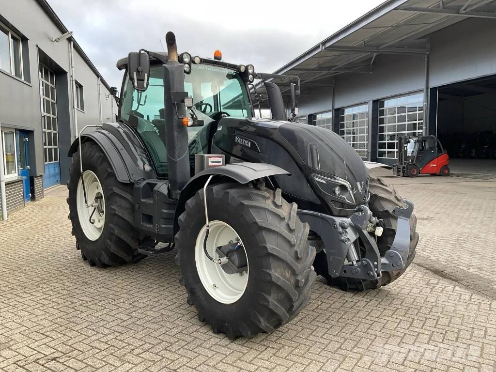 Valtra T234 Direct smart Touch Traktorer