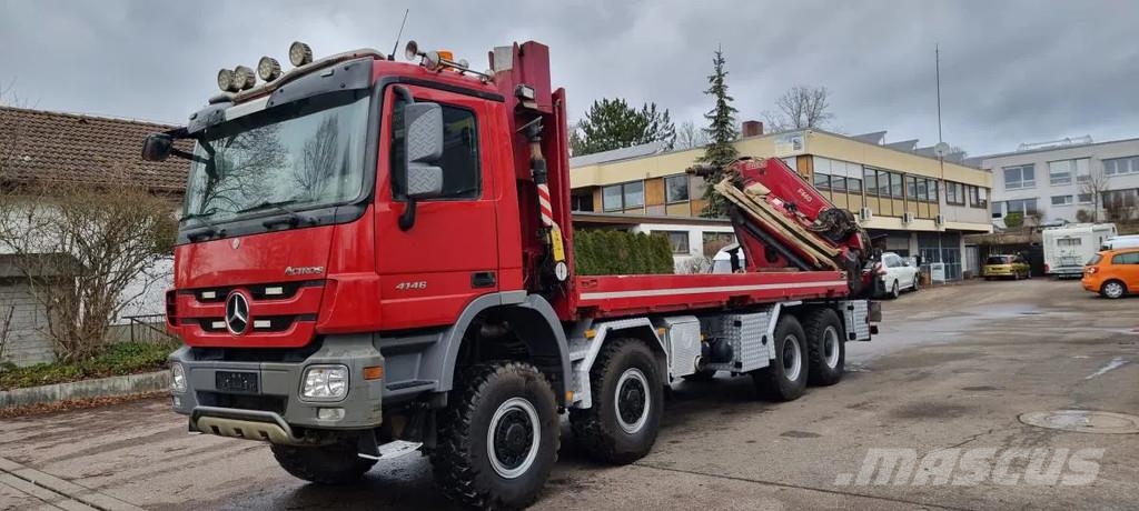 Mercedes-Benz AK 8X8 FASSI 660 EINZELBER SEILWINDE 全路面起重機/吊車