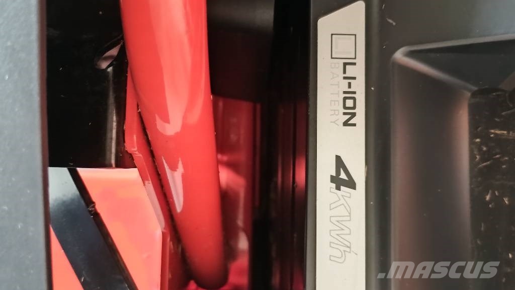 Ariens ZENITH E52 CE Ostale poljoprivredne mašine