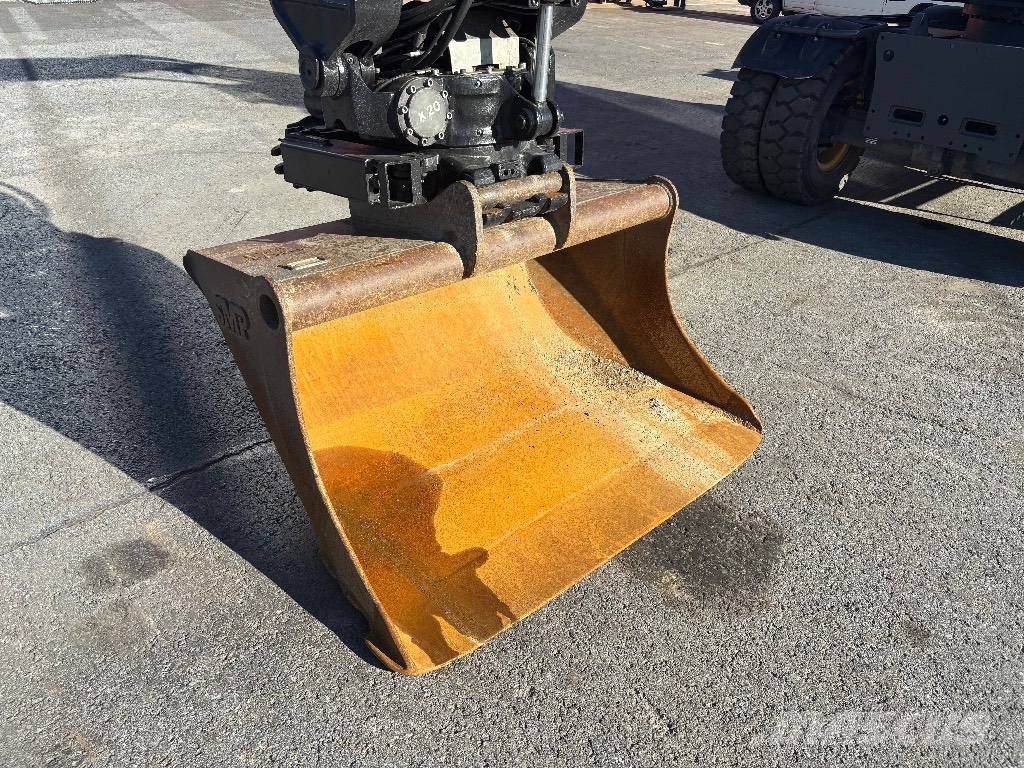 Volvo EWR 170 E / Pyörittäjä, Kärry, 2 kauhaa, Stage V Pyöräkaivukoneet