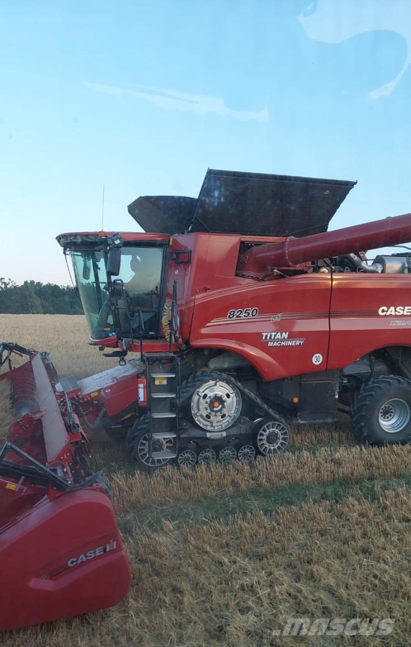 Case IH 8250 Axial Flow Stage V حصادات