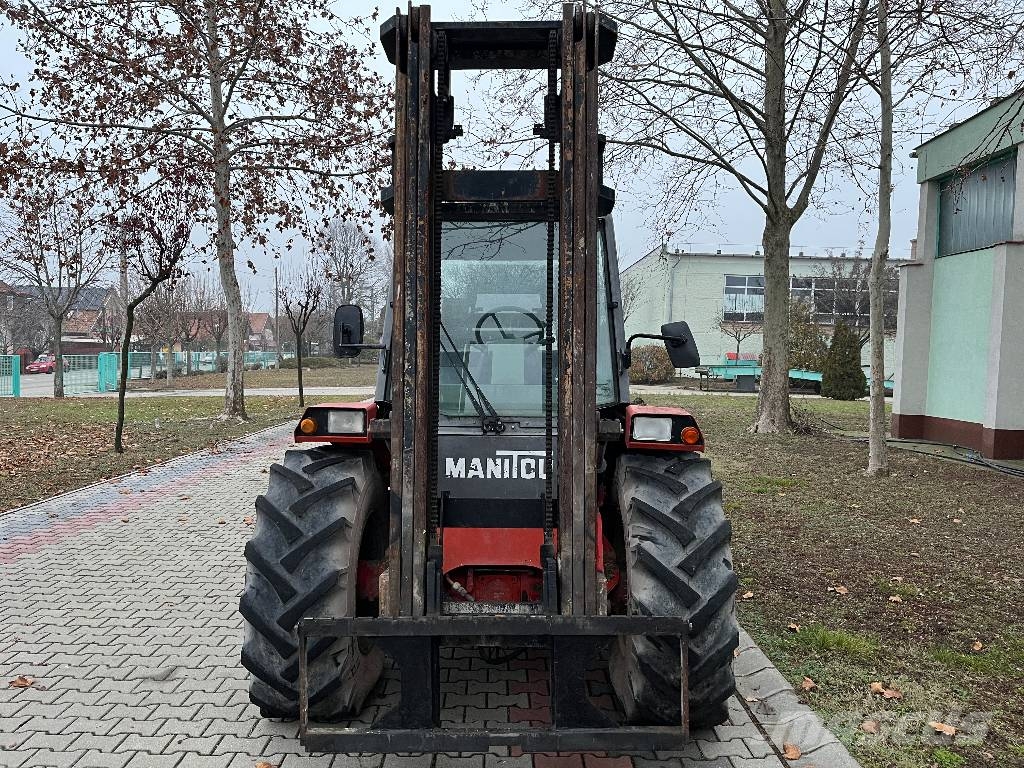 Manitou M26,2 2WD V-4264 IO Diesel forklifts