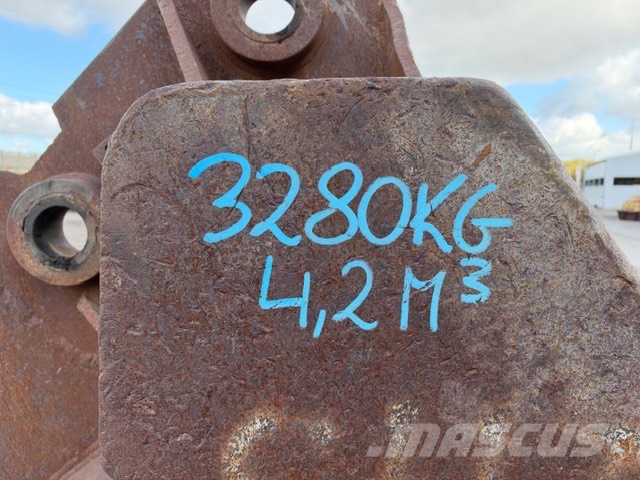 Liebherr USED BUCKET 4.2M3 Траншейні екскаватори