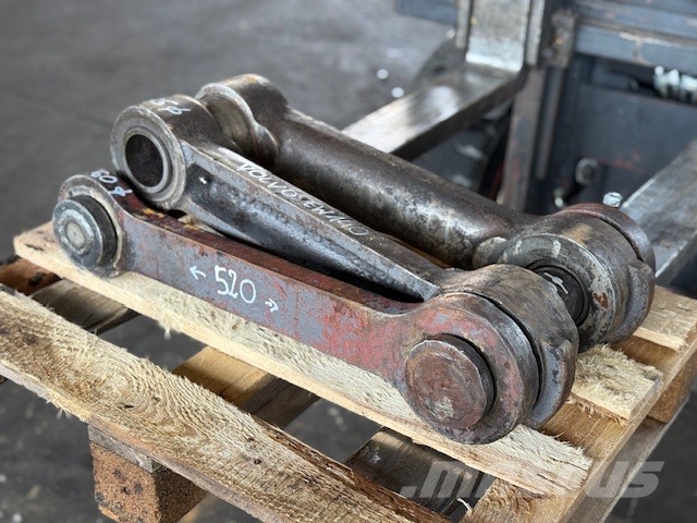 Volvo EW 140 EXCAVATOR LINKS Gieken en dippers