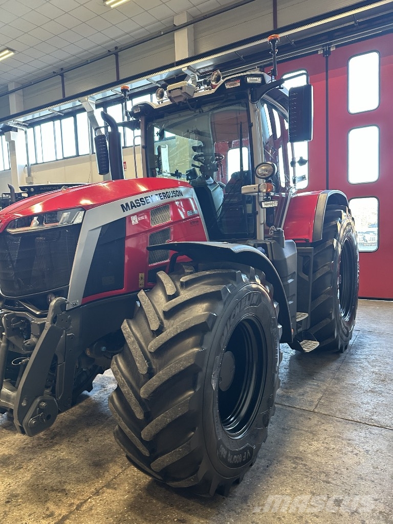 Massey Ferguson 8S.245 Traktörler