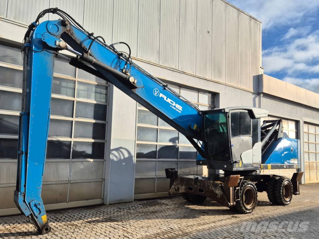 Fuchs MHL 331 F Bagri za prekladanje primarnih/sekundarnih surovin