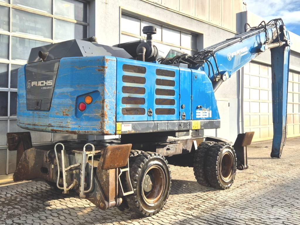 Fuchs MHL 331 F Bagri za prekladanje primarnih/sekundarnih surovin