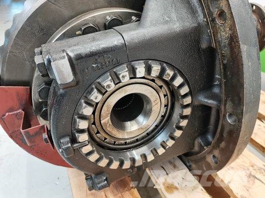 Dieci 8330 Fastrac differential Převodovka