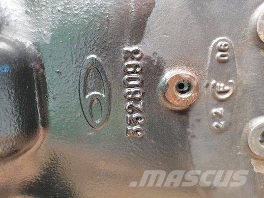 Dieci 8330 Fastrac differential Převodovka