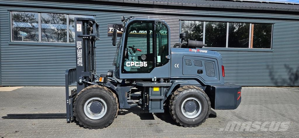Wolf CPC 35 ruwterrein heftruck Rough terrain trucks
