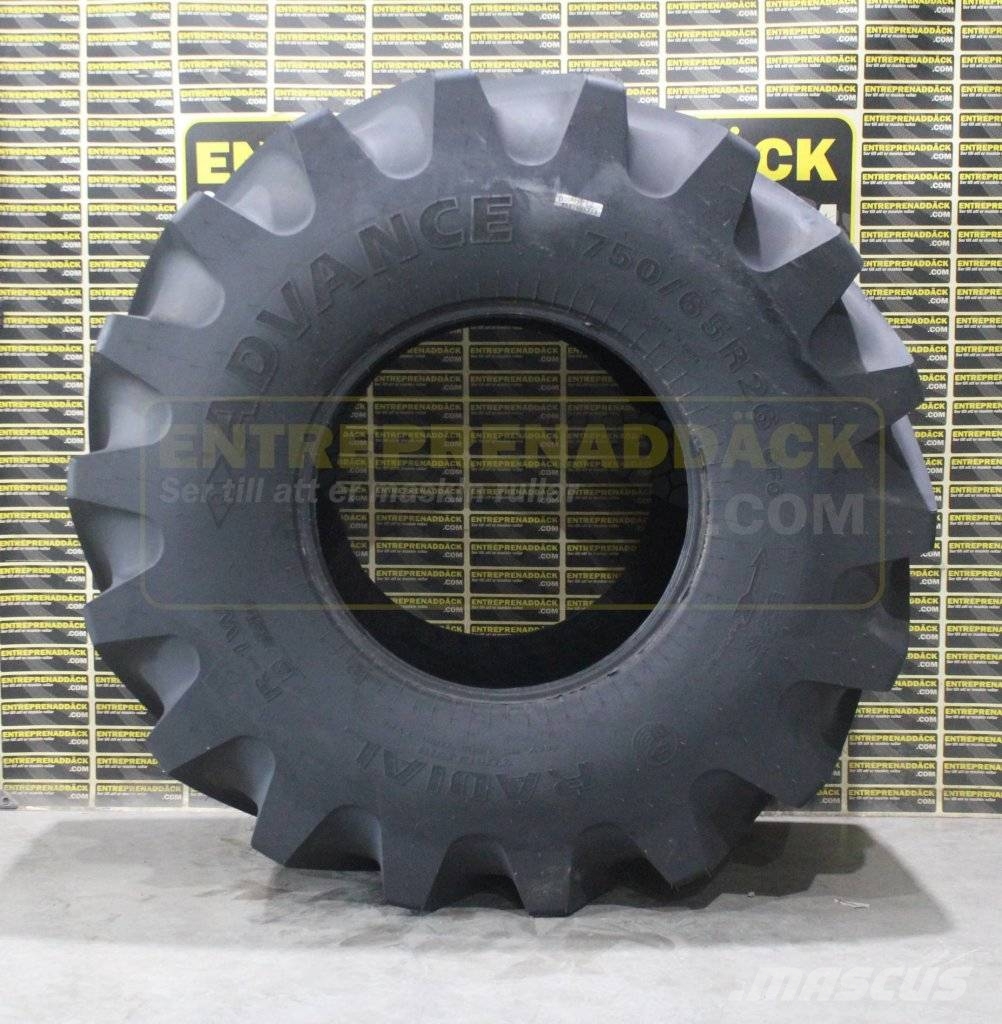 Advance AR2000 CFO 750/65R26 Komplett hjul för lastare タイヤ、ホイル、リム