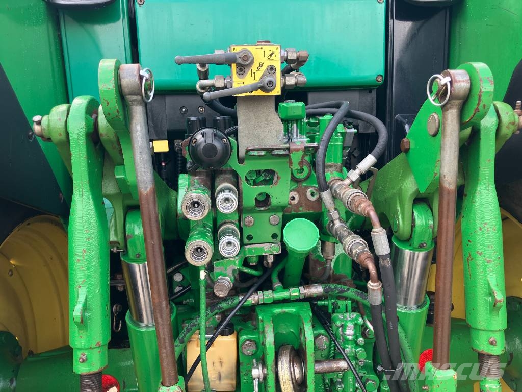 John Deere 6920 트랙터