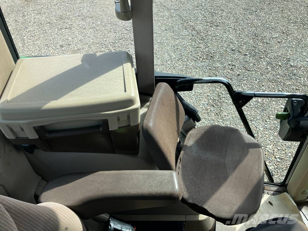 John Deere 6920 트랙터