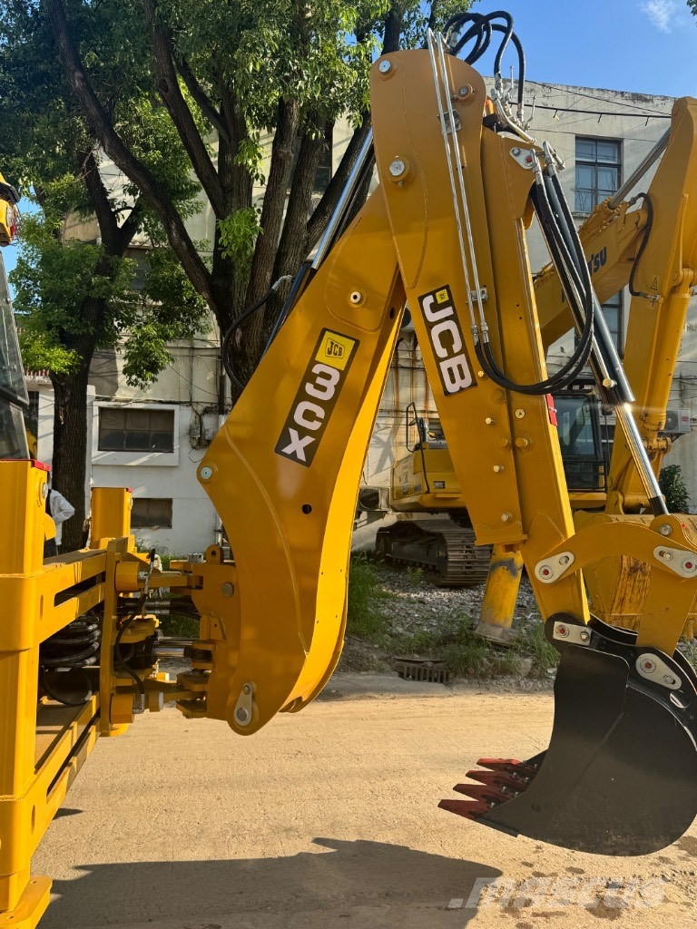 JCB 3 CX Koparko-ładowarki