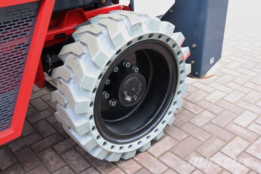 Magni DS1523RT Diesel, 4x4 Rough Terrain, 15m Working He Škaraste platforme