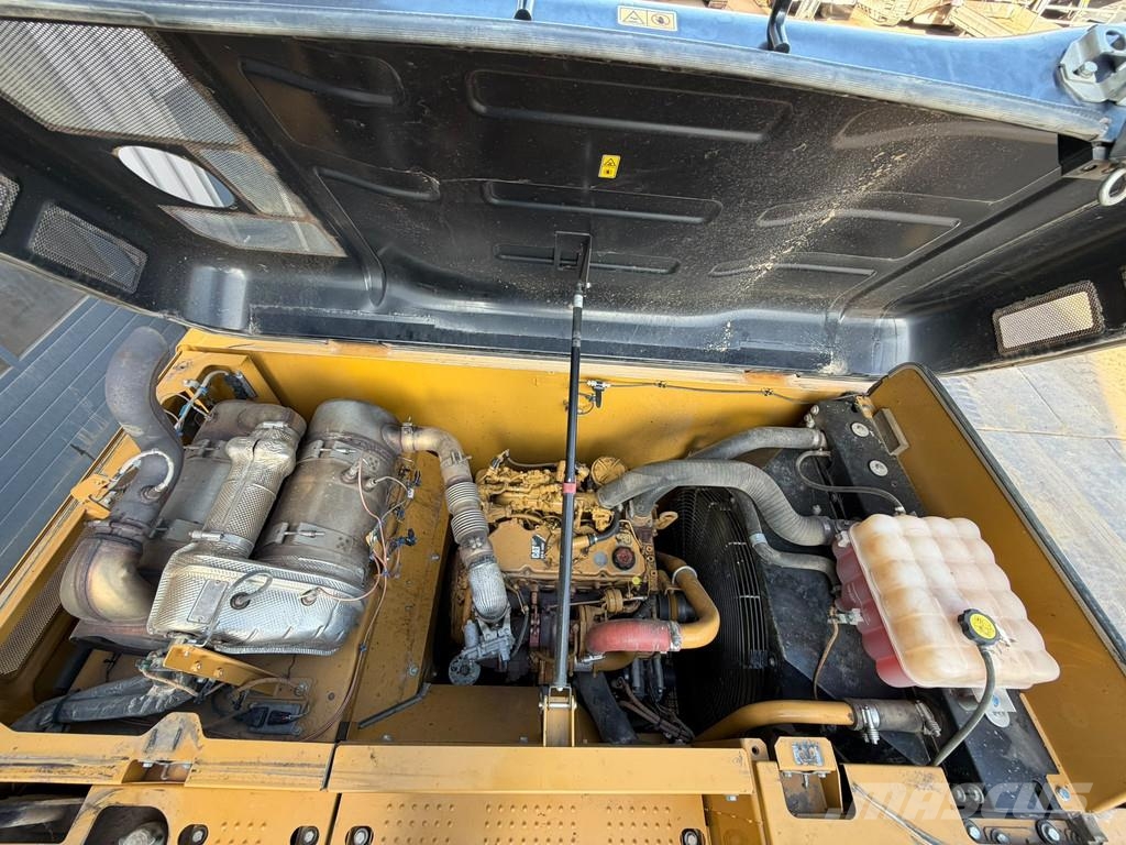 CAT 320FL Bagri goseničarji