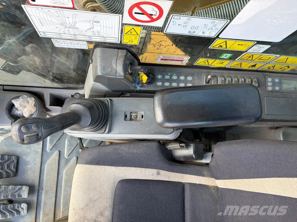 CAT 320FL Bagri goseničarji