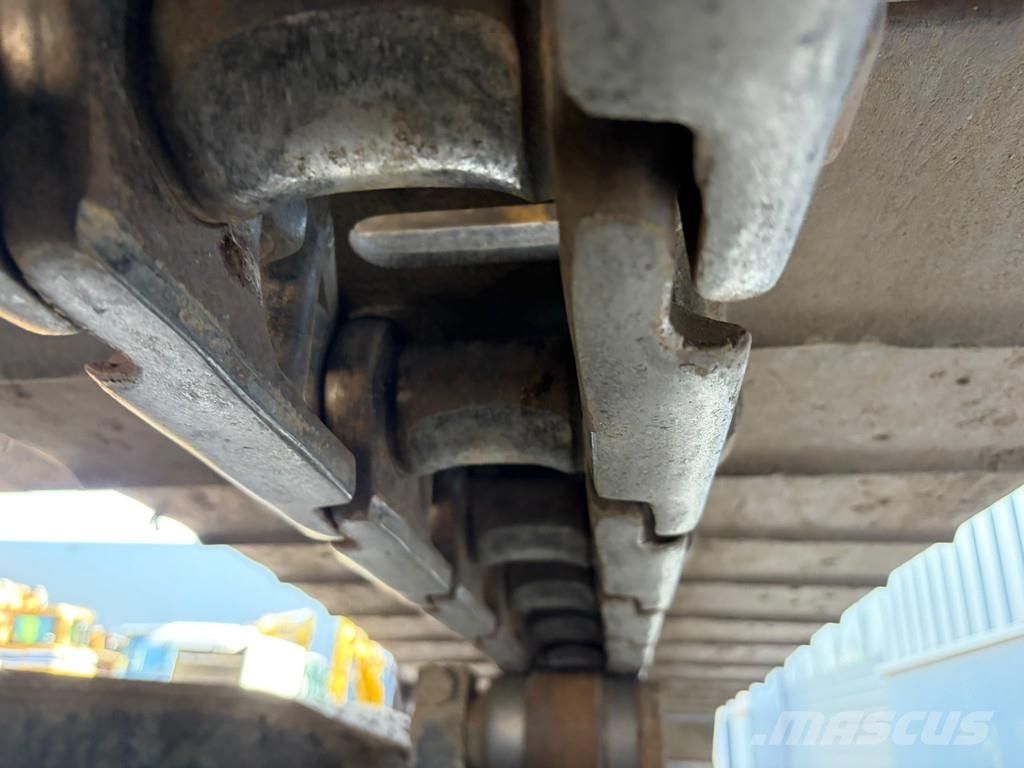 CAT 320FL Bagri goseničarji