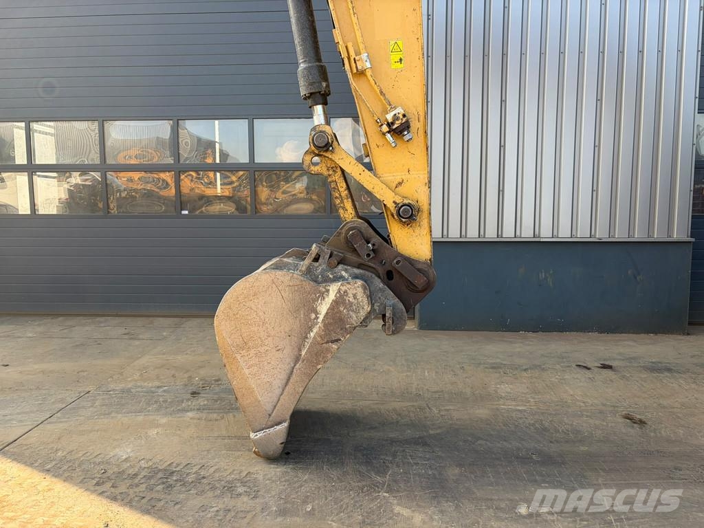 CAT 320FL Bagri goseničarji