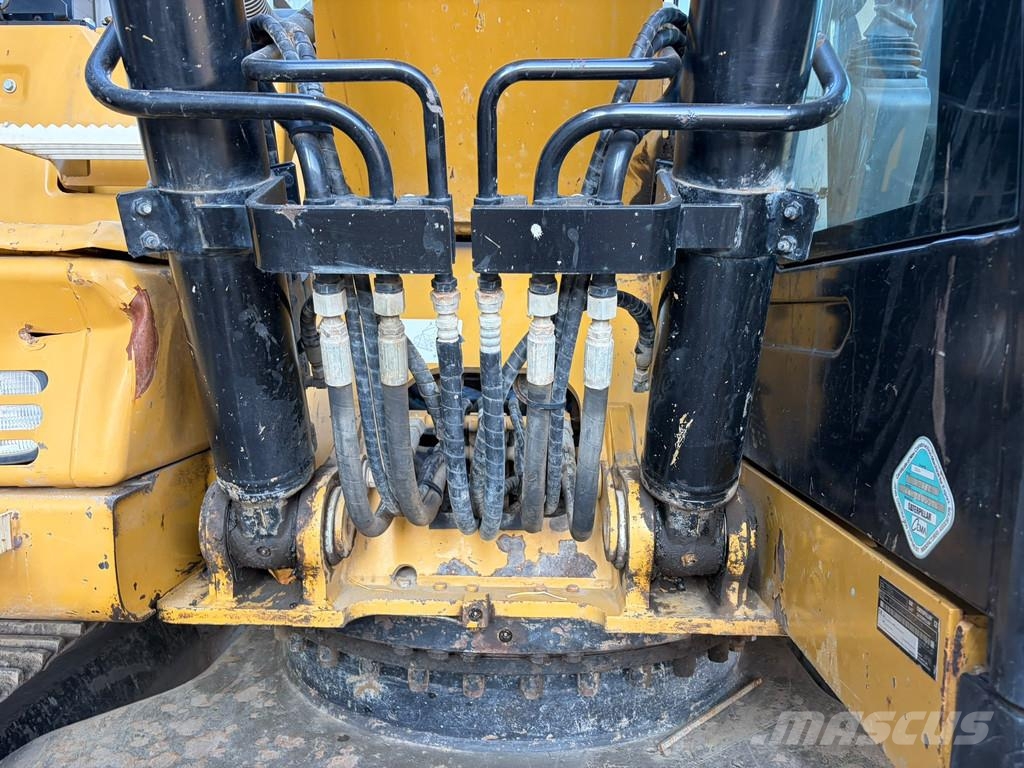 CAT 320FL Bagri goseničarji