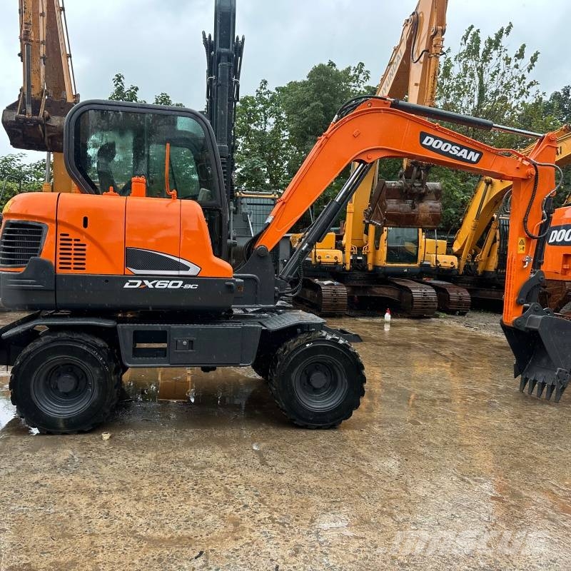 Doosan DX60W-9C Mobilbagger