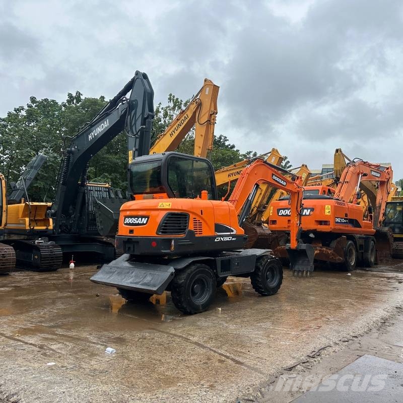 Doosan DX60W-9C Mobilbagger