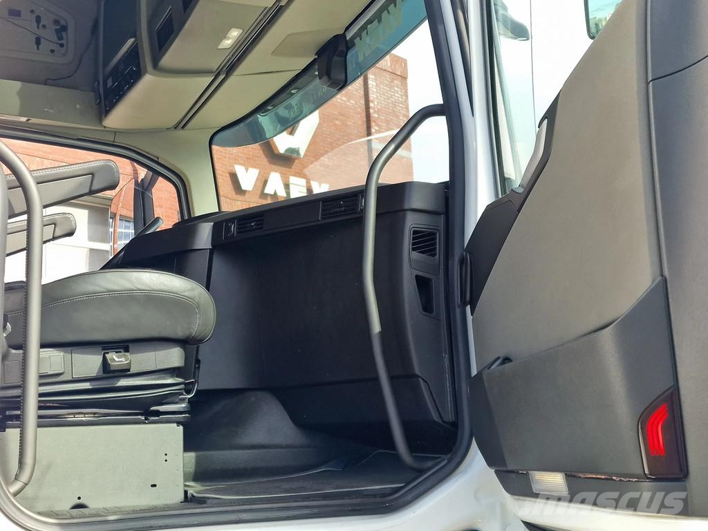 Volvo FH 13.500 Globetrotter XL 6x2 - Full air - Leather Седельные тягачи