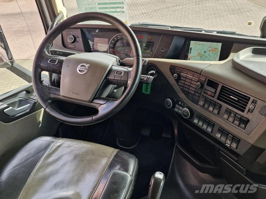 Volvo FH 13.500 Globetrotter XL 6x2 - Full air - Leather Седельные тягачи