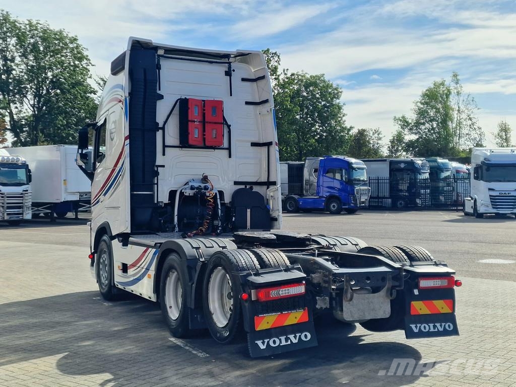 Volvo FH 13.500 Globetrotter XL 6x2 - Full air - Leather Седельные тягачи