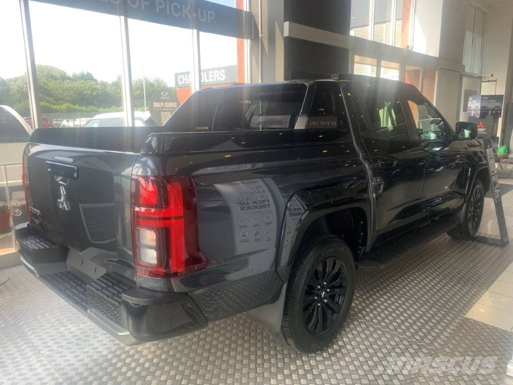 Mitsubishi L 200 Caja abierta/laterales abatibles