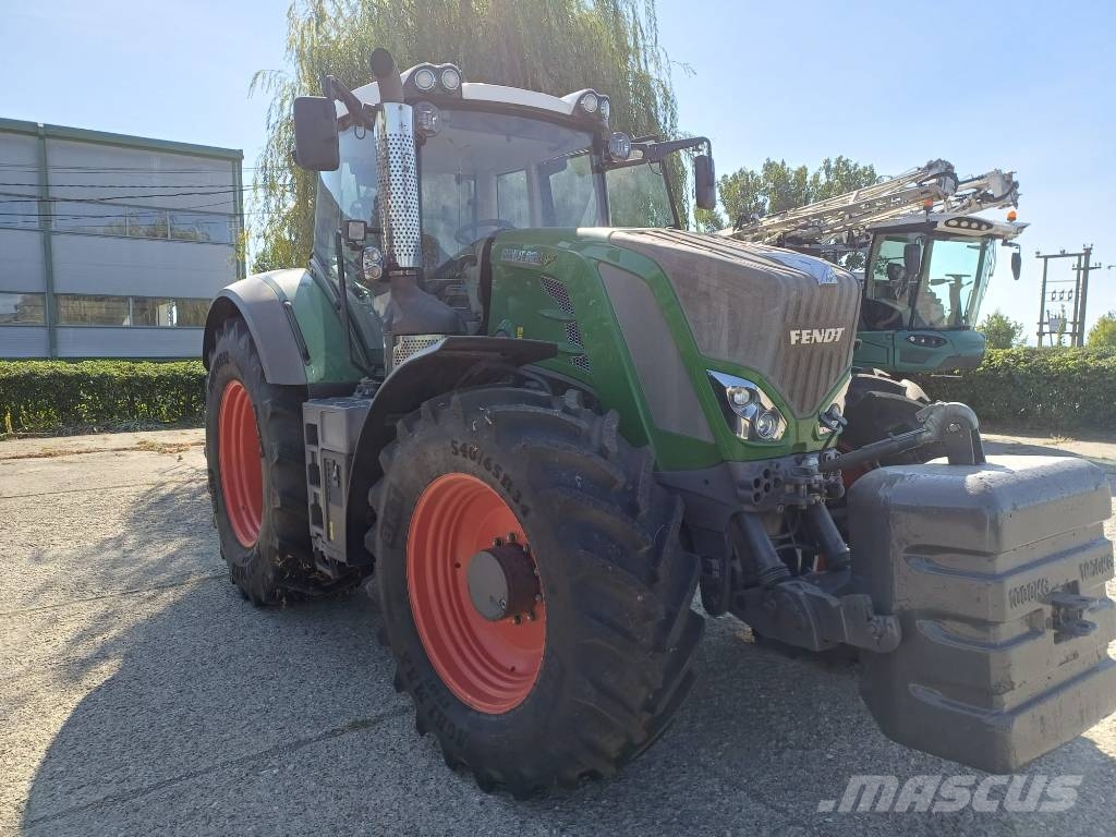 Fendt 828 Profi Plus Tractoren