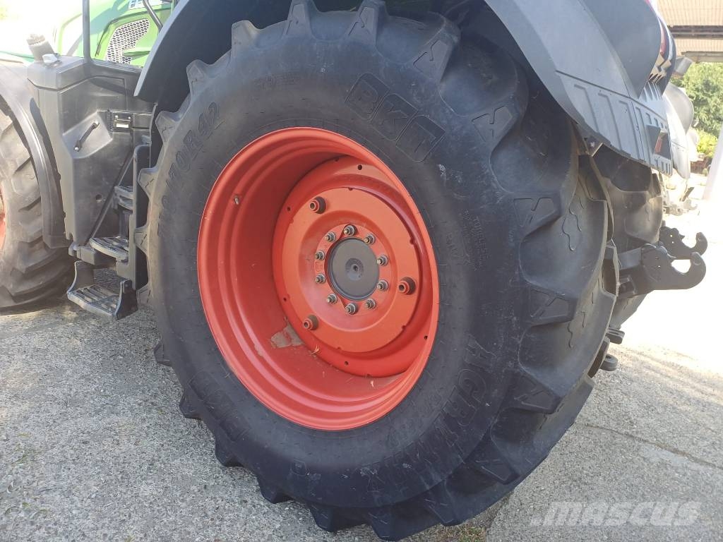 Fendt 828 Profi Plus Tractoren