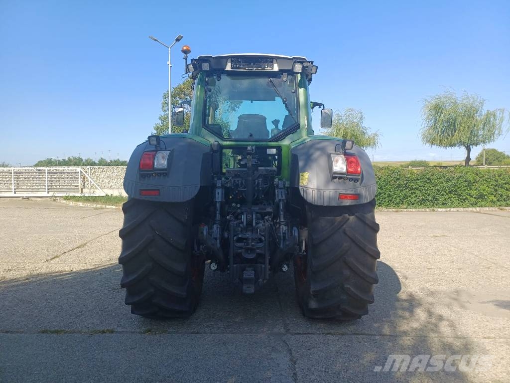 Fendt 828 Profi Plus Tractoren
