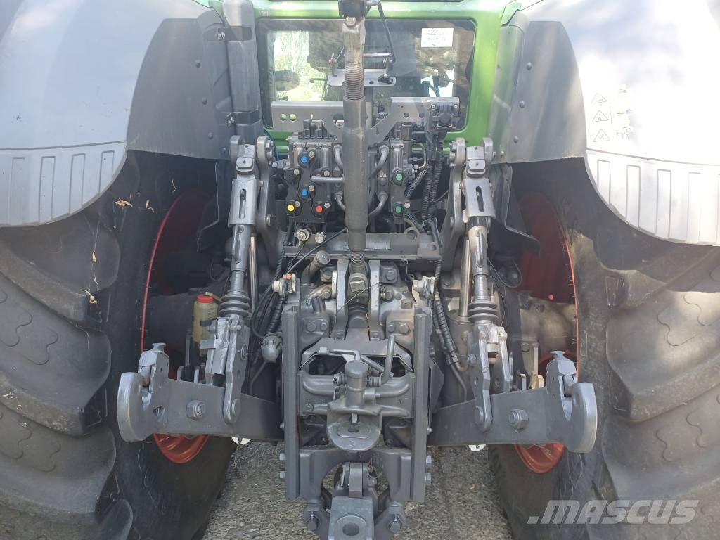 Fendt 828 Profi Plus Tractoren