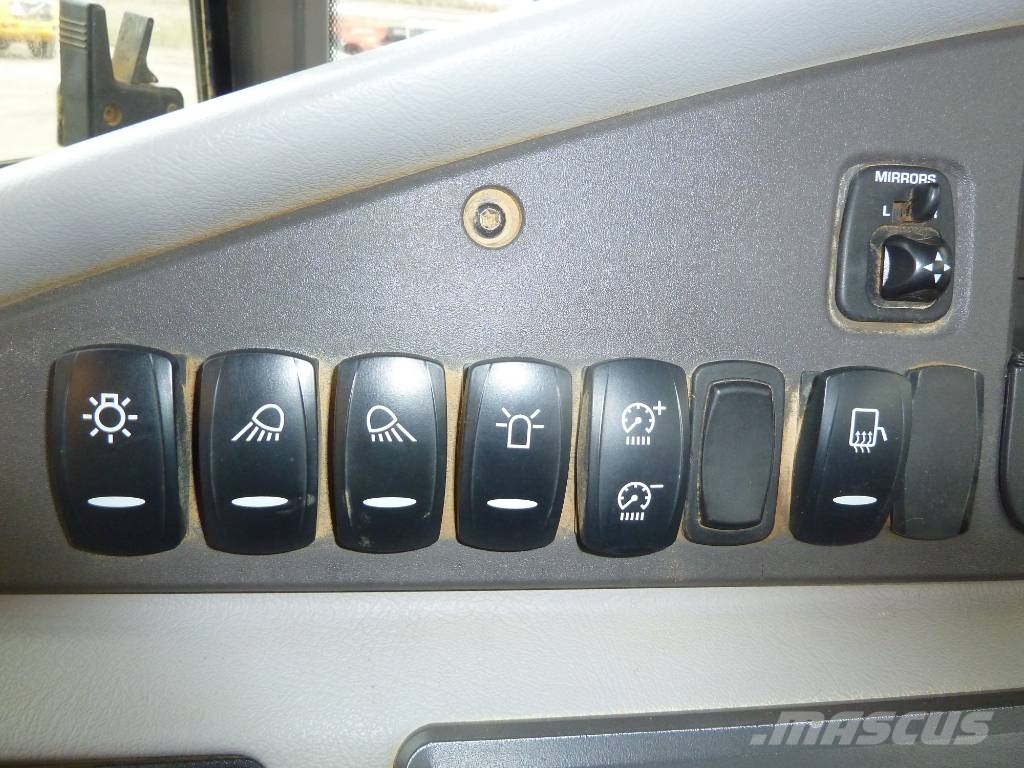 Volvo A30G Artikulētie pašizgāzēji