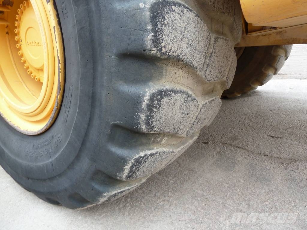 Volvo A30G Artikulētie pašizgāzēji