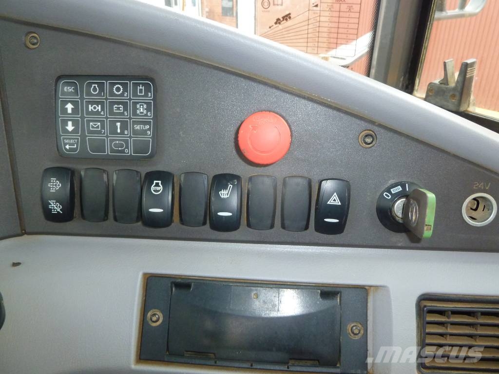 Volvo A30G Artikulētie pašizgāzēji