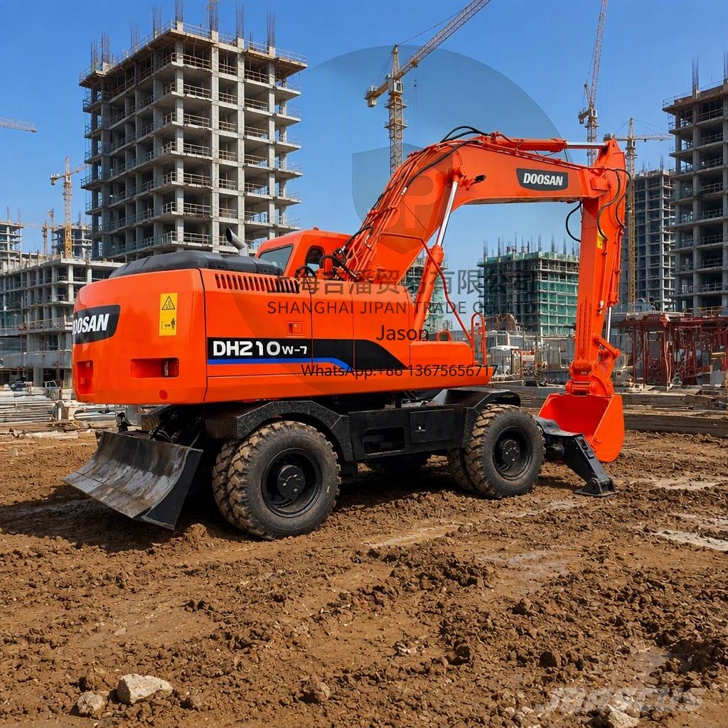 Doosan DH 210 W-7 Gravemaskiner på hjul