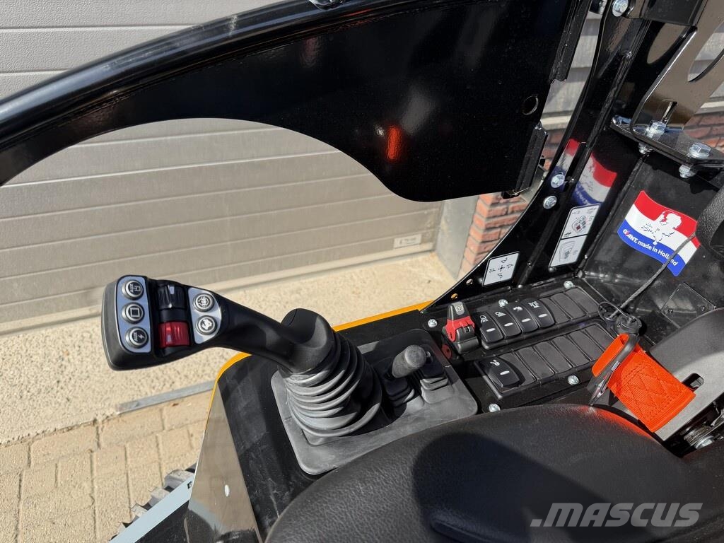 GiANT G2700 X-TRA HD + minishovel prijs vriendelijk €725 Wheel loaders