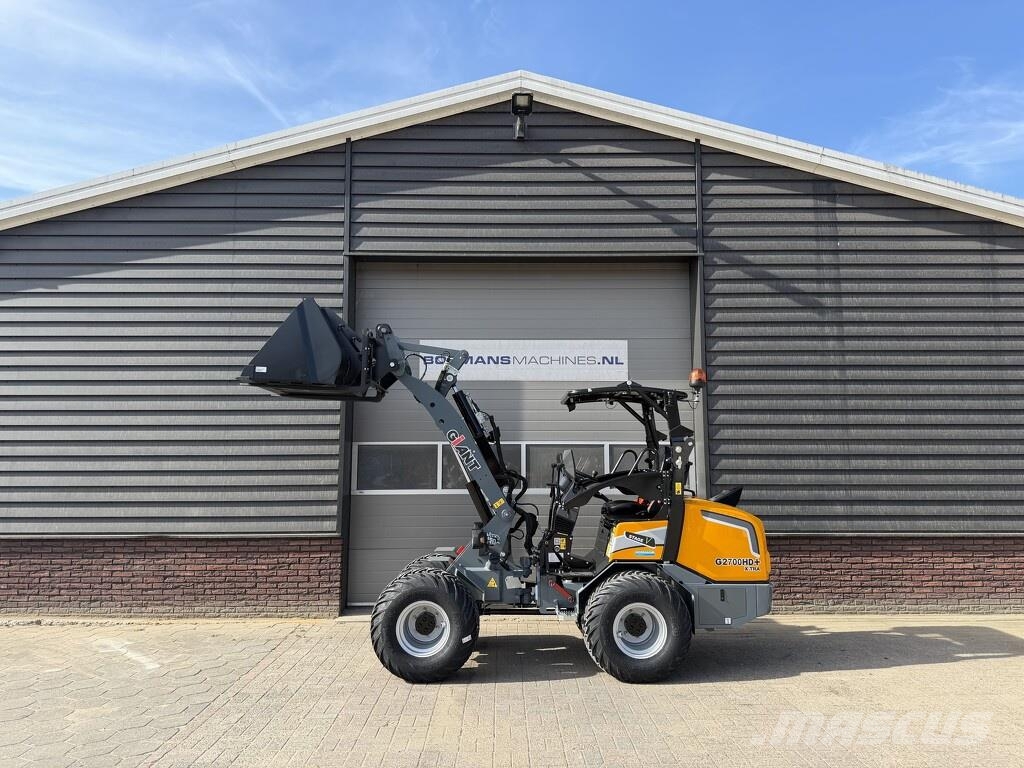 GiANT G2700 X-TRA HD + minishovel prijs vriendelijk €725 Wheel loaders