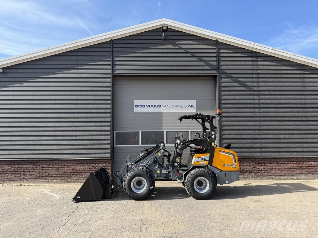 GiANT G2700 X-TRA HD + minishovel prijs vriendelijk €725 Wheel loaders
