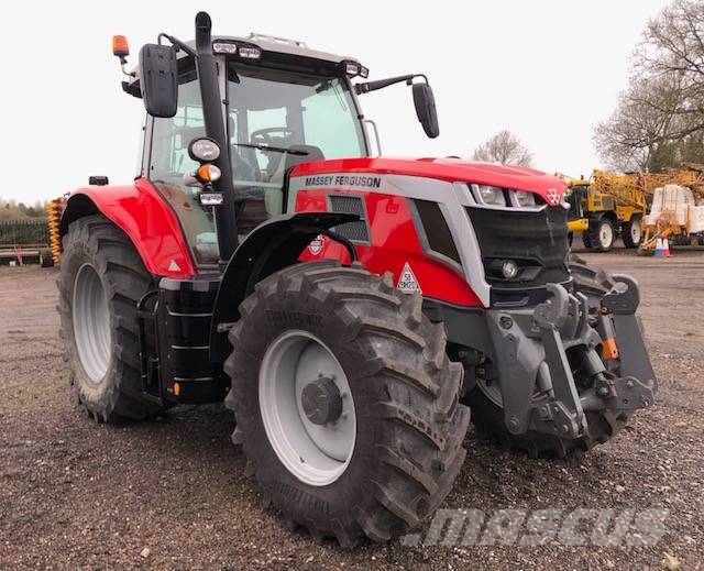 Massey Ferguson 7S.155 Traktorid