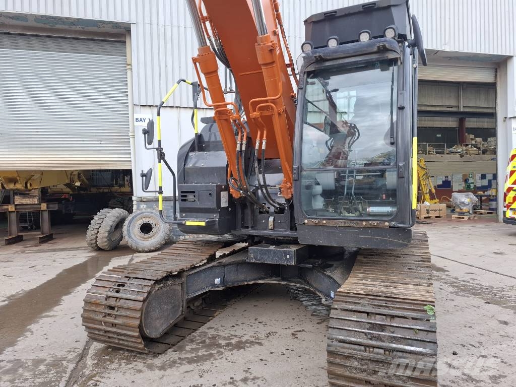 Hitachi ZX 225 US R LC-6 Telakaivukoneet